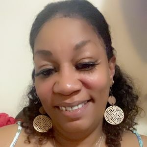 Meet your Posher, Cheryl